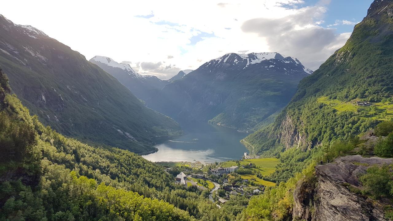 Blatind Boutique Hotel Stordal Esterno foto